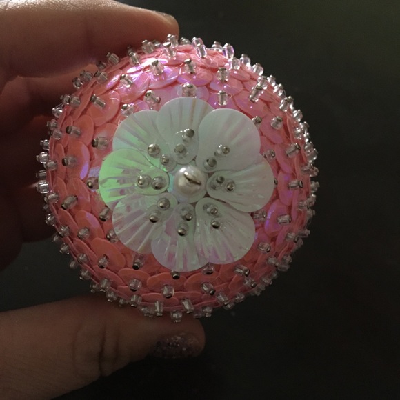 Ornament - Picture 4 of 4